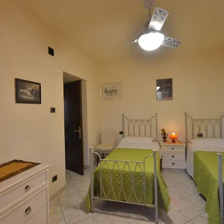 Casa Il Pino Holiday home